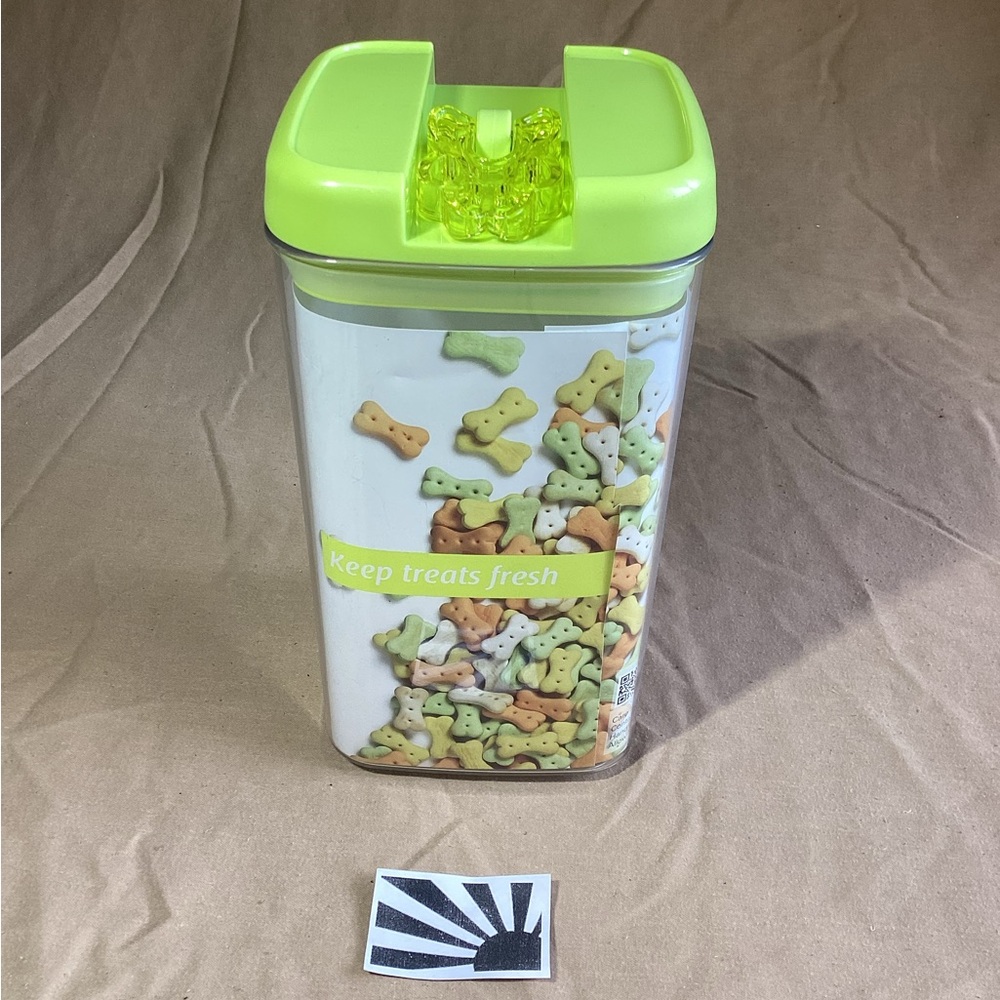 Felli Pet Storage Container - Picture 3 of 4